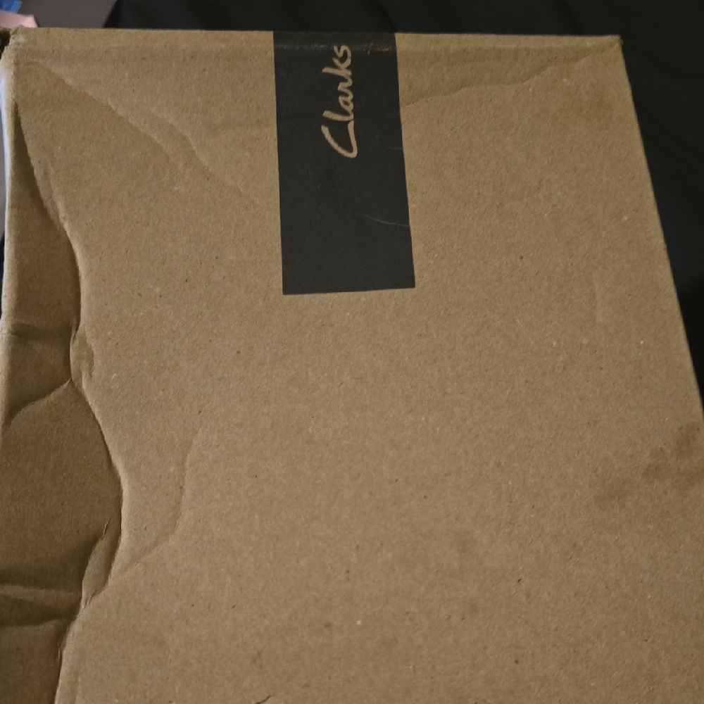 Clarks Tan Shoe Box with Black Label